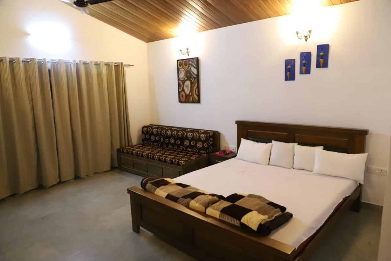 Hotel River Orchid Resort Сатара Екстериор снимка